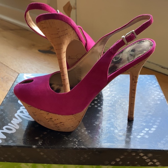 Heels - Picture 2 of 3